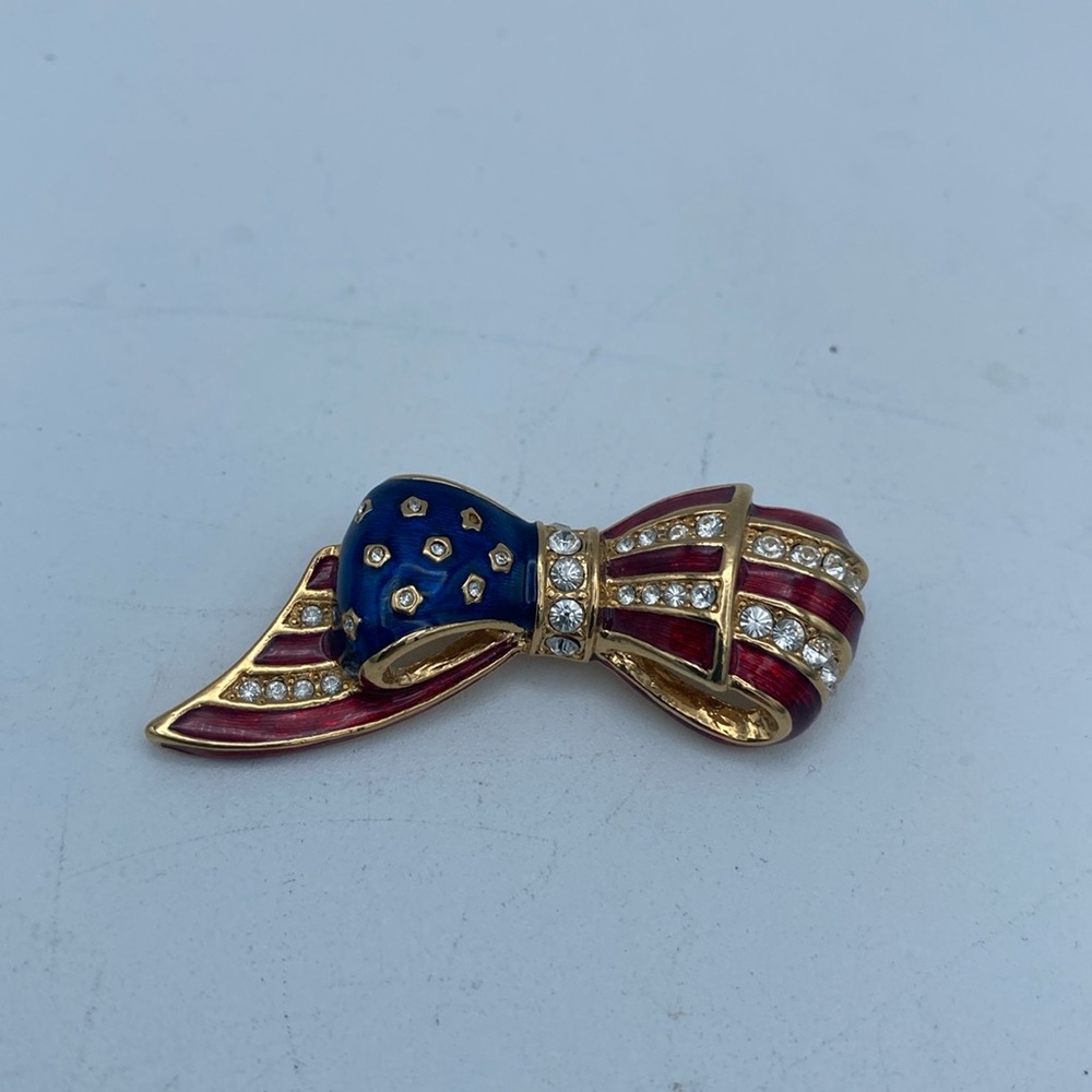 VTG Carolee Red Blue Enamel patriotic bow rhinestone Crystal encrusted brooch